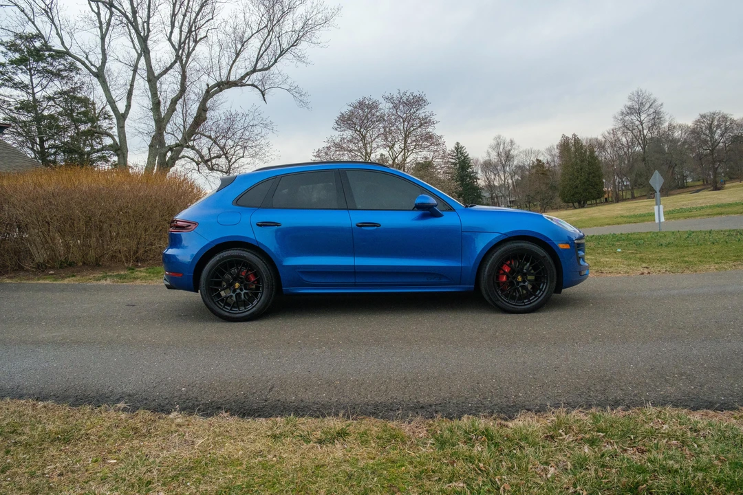 2017 Porsche Macan GTS - Image 17 of 31