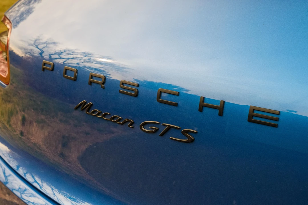 2017 Porsche Macan GTS - Image 27 of 31