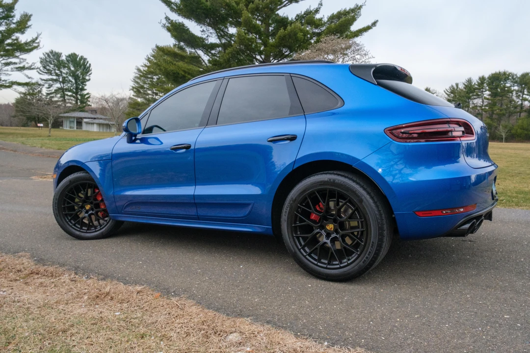 2017 Porsche Macan GTS - Image 12 of 31