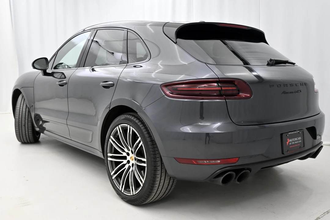 2017 Porsche Macan GTS - Image 9 of 11