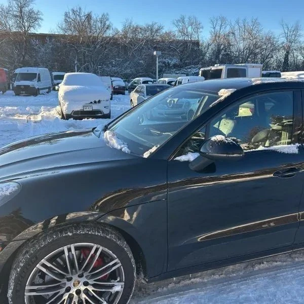 2017 Porsche Macan GTS - Image 2 of 12