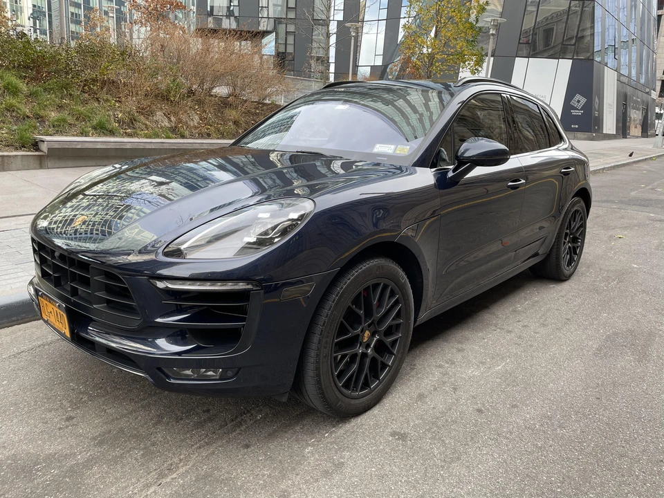 2017 Porsche Macan GTS - Image 12 of 31
