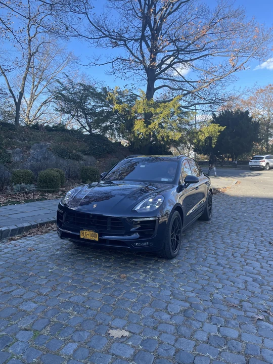 2017 Porsche Macan GTS - Image 9 of 31
