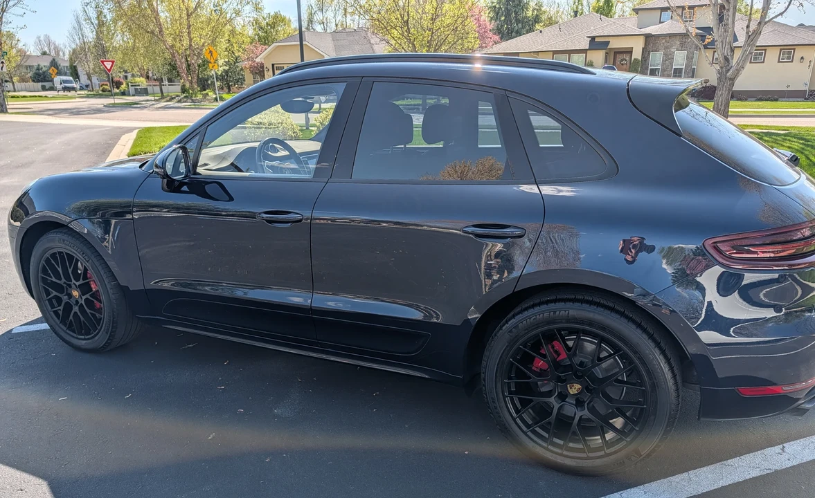 2017 Porsche Macan GTS - Image 11 of 31