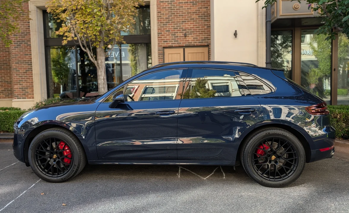 2017 Porsche Macan GTS - Image 7 of 31