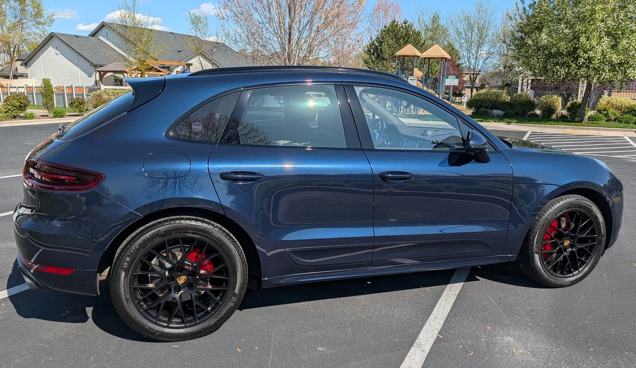 2017 Porsche Macan GTS - Image 18 of 31