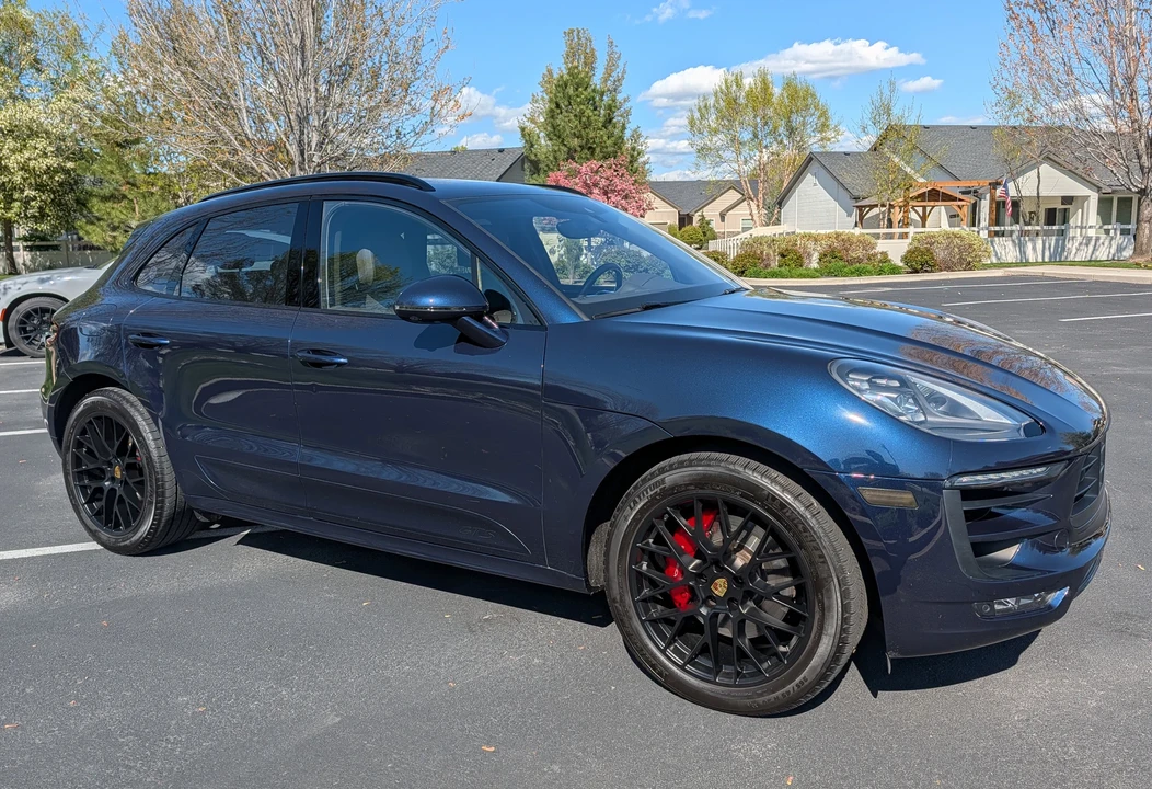 2017 Porsche Macan GTS - Image 22 of 31