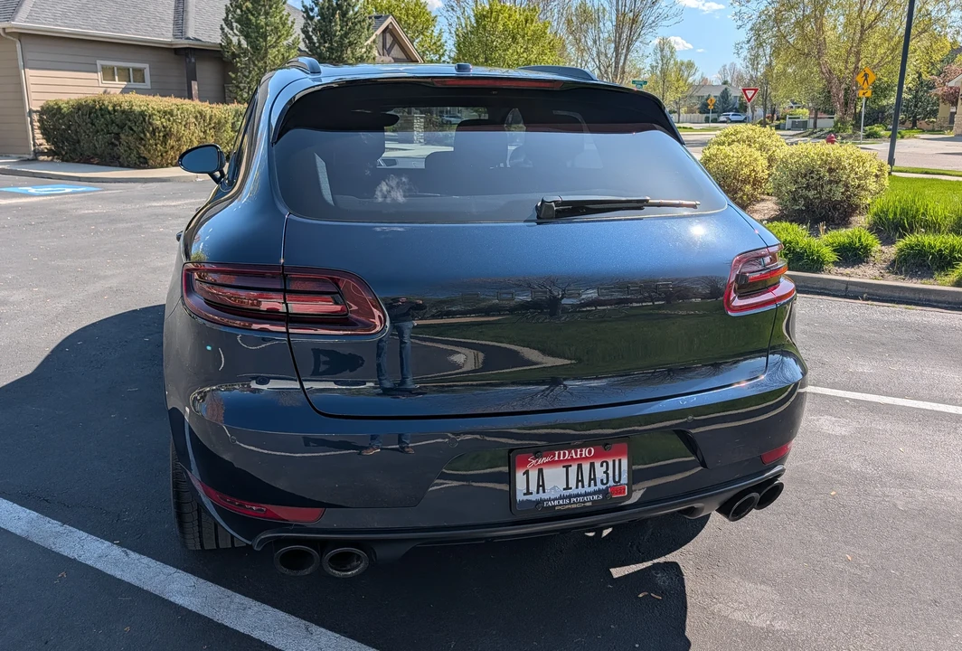 2017 Porsche Macan GTS - Image 14 of 31