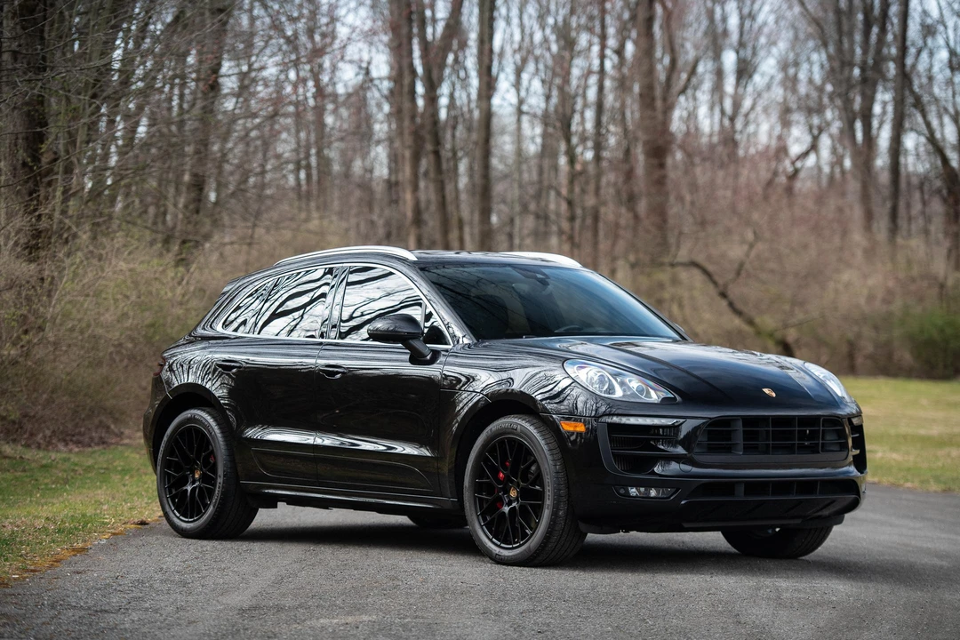 2017 Porsche Macan GTS - Image 16 of 31