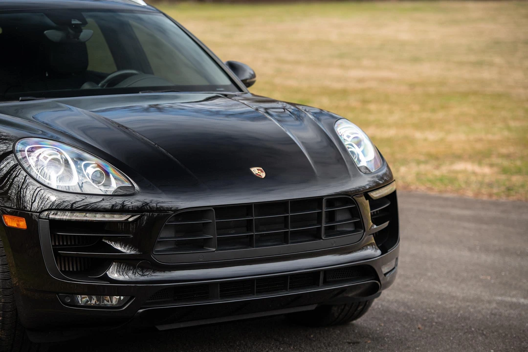 2017 Porsche Macan GTS - Image 18 of 31