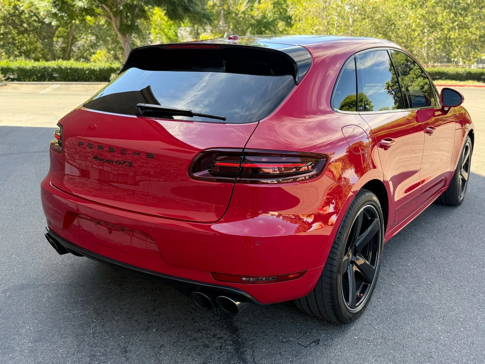 2017 Porsche Macan GTS - Image 9 of 31