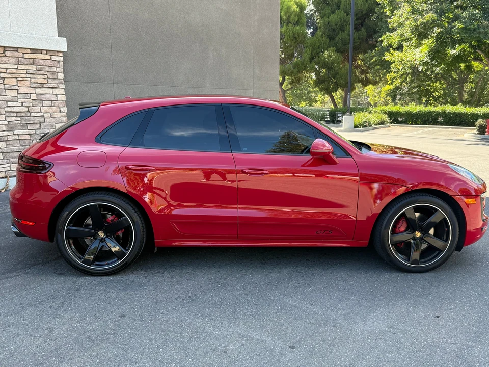 2017 Porsche Macan GTS - Image 8 of 31