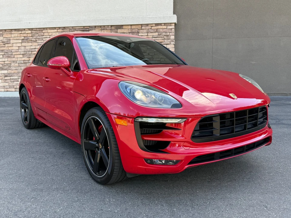 2017 Porsche Macan GTS - Image 7 of 31