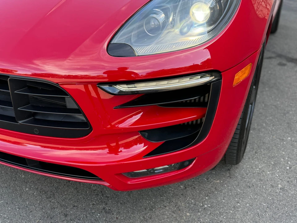 2017 Porsche Macan GTS - Image 14 of 31