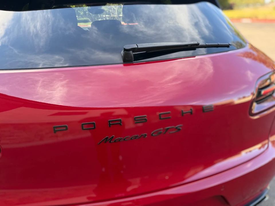2017 Porsche Macan GTS - Image 27 of 31