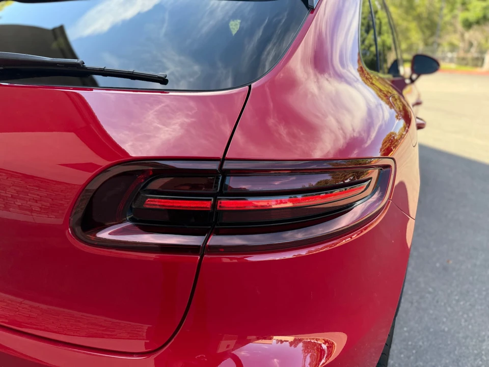 2017 Porsche Macan GTS - Image 23 of 31