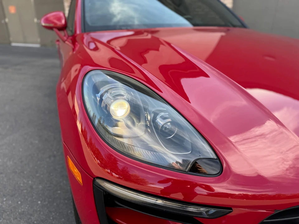 2017 Porsche Macan GTS - Image 18 of 31