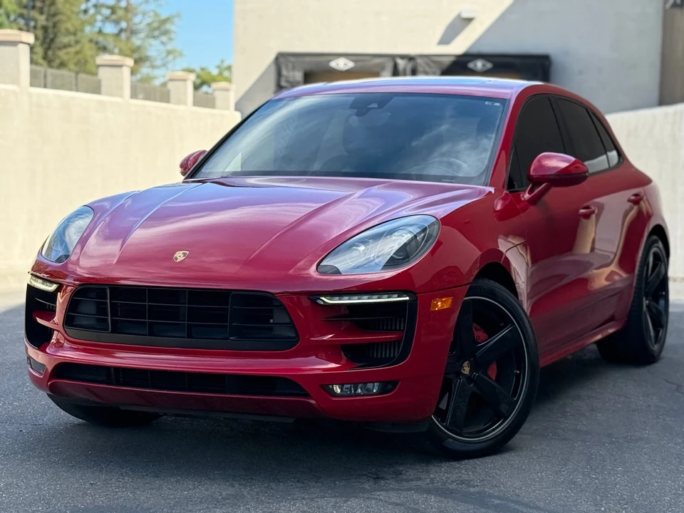2017 Porsche Macan GTS - Image 4 of 31