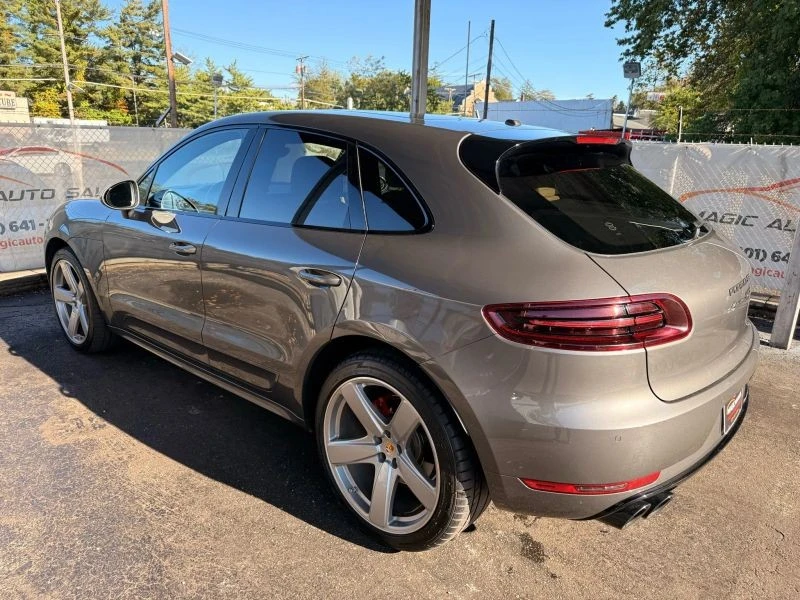 2017 Porsche Macan GTS - Image 12 of 12