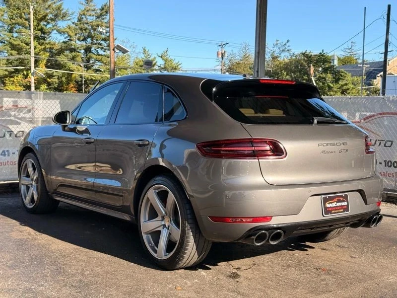 2017 Porsche Macan GTS - Image 11 of 12