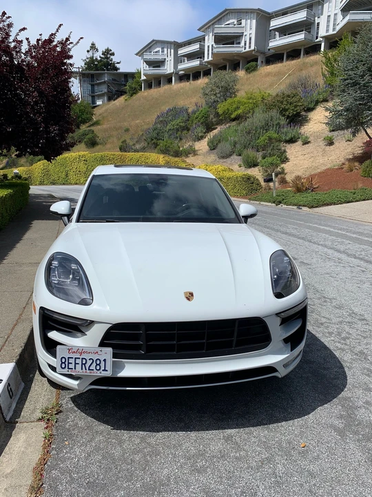 2017 Porsche Macan GTS - Image 2 of 9