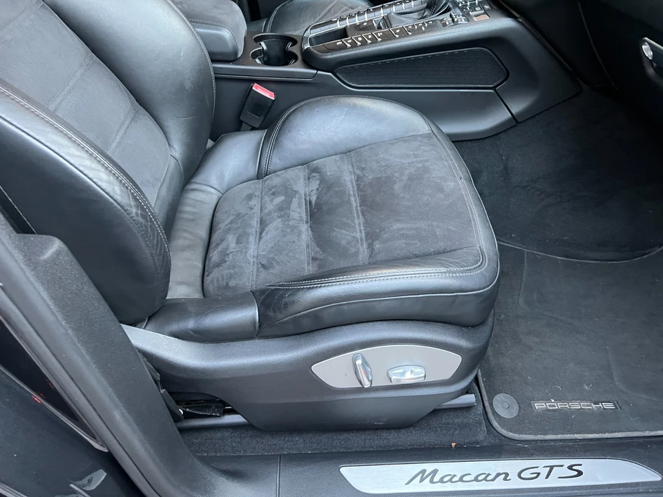 2017 Porsche Macan GTS - Image 16 of 21