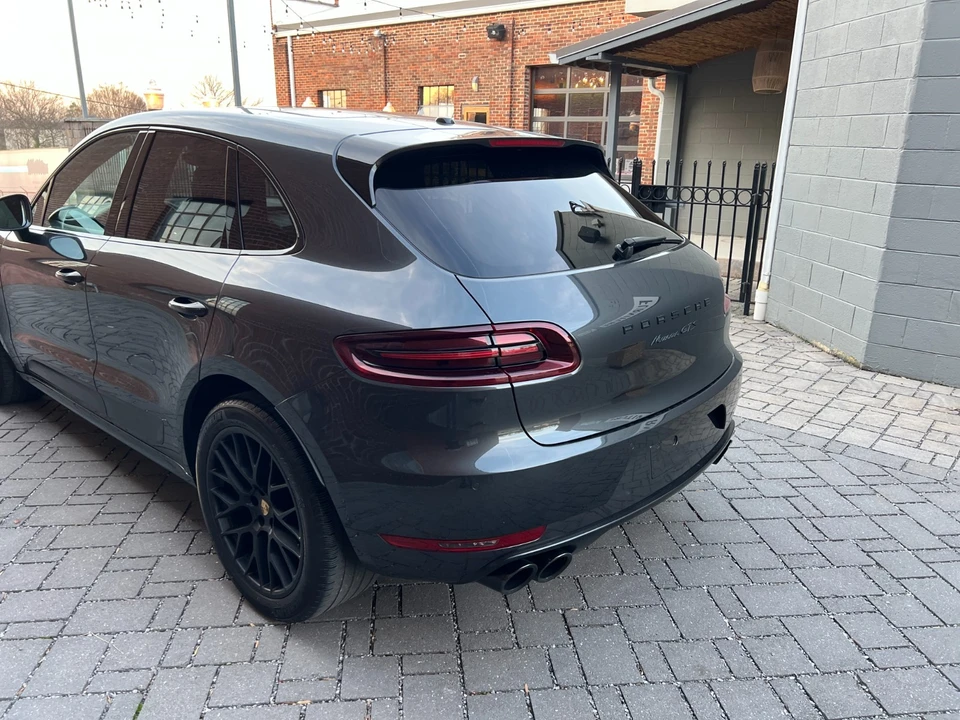2017 Porsche Macan GTS - Image 12 of 21