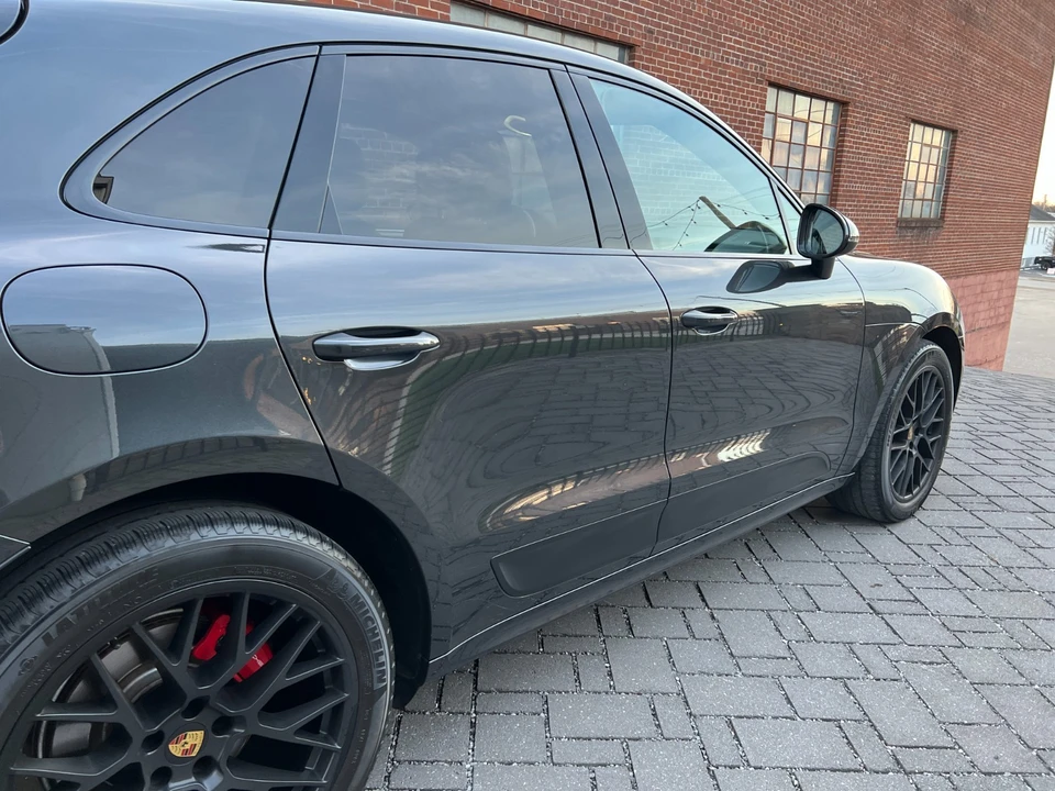 2017 Porsche Macan GTS - Image 14 of 21