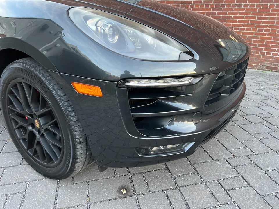 2017 Porsche Macan GTS - Image 3 of 21