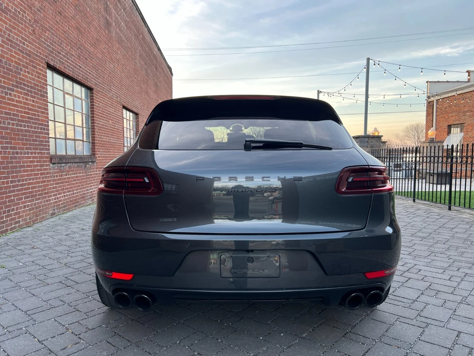 2017 Porsche Macan GTS - Image 11 of 21