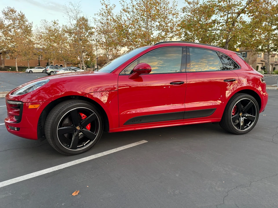 2017 Porsche Macan GTS - Image 11 of 31