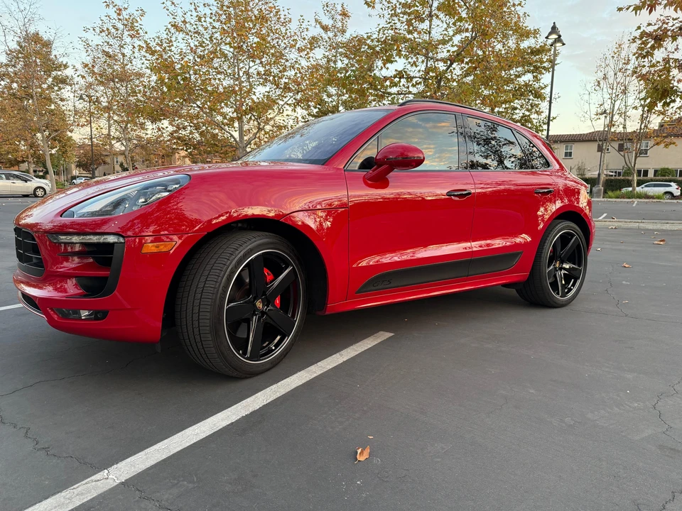 2017 Porsche Macan GTS - Image 10 of 31