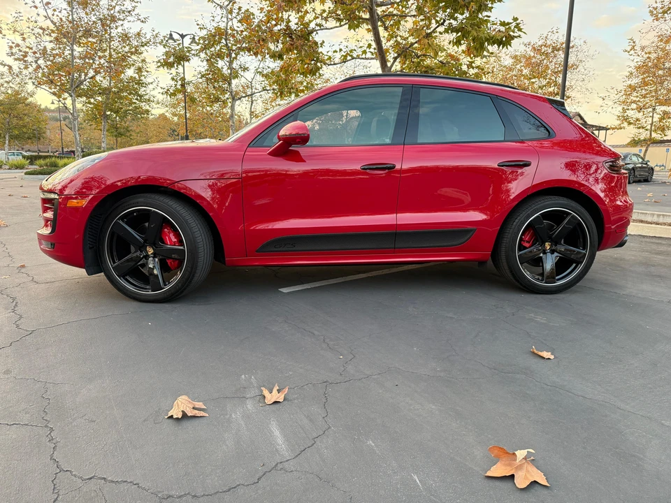 2017 Porsche Macan GTS - Image 12 of 31