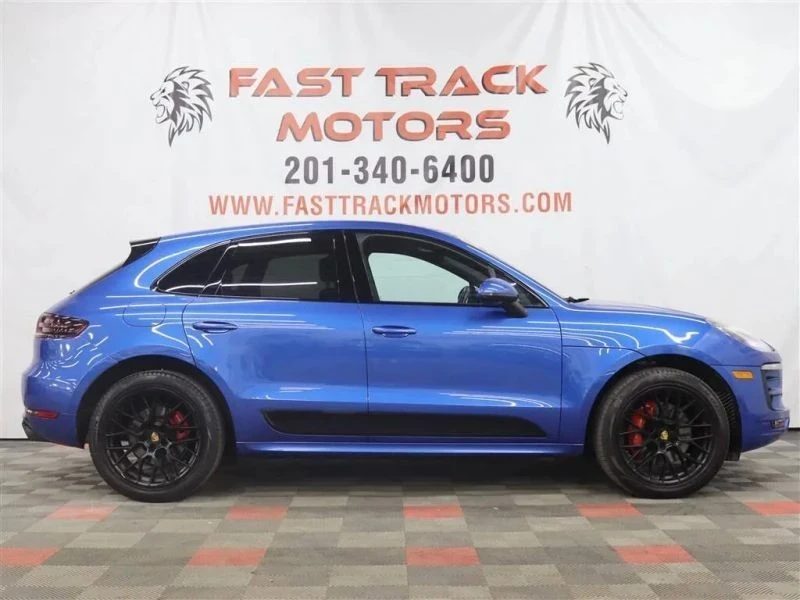 2017 Porsche Macan GTS - Image 4 of 12