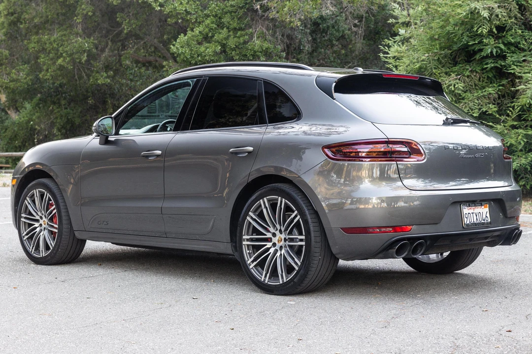2017 Porsche Macan GTS - Image 4 of 31