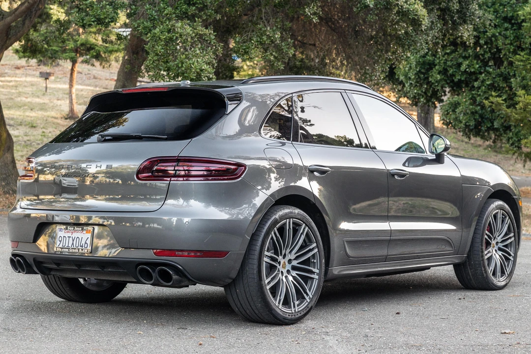 2017 Porsche Macan GTS - Image 10 of 31
