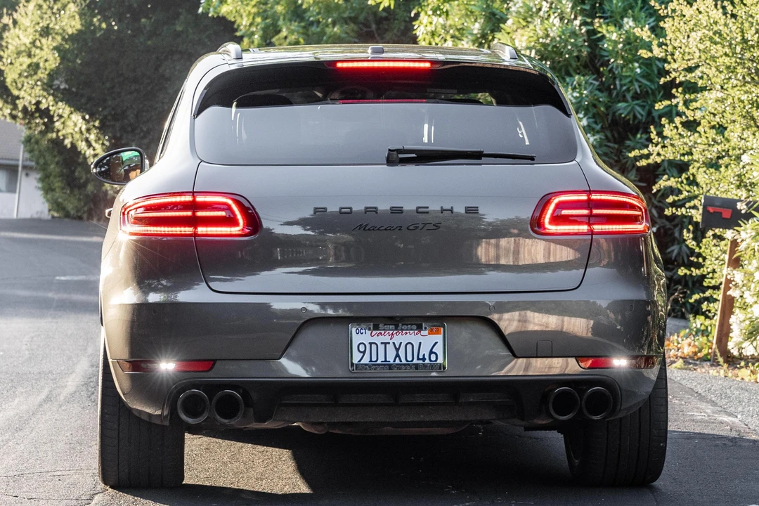2017 Porsche Macan GTS - Image 5 of 31