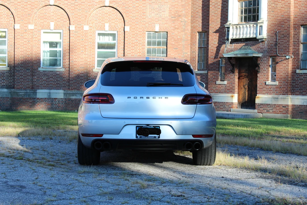 2017 Porsche Macan GTS - Image 3 of 7
