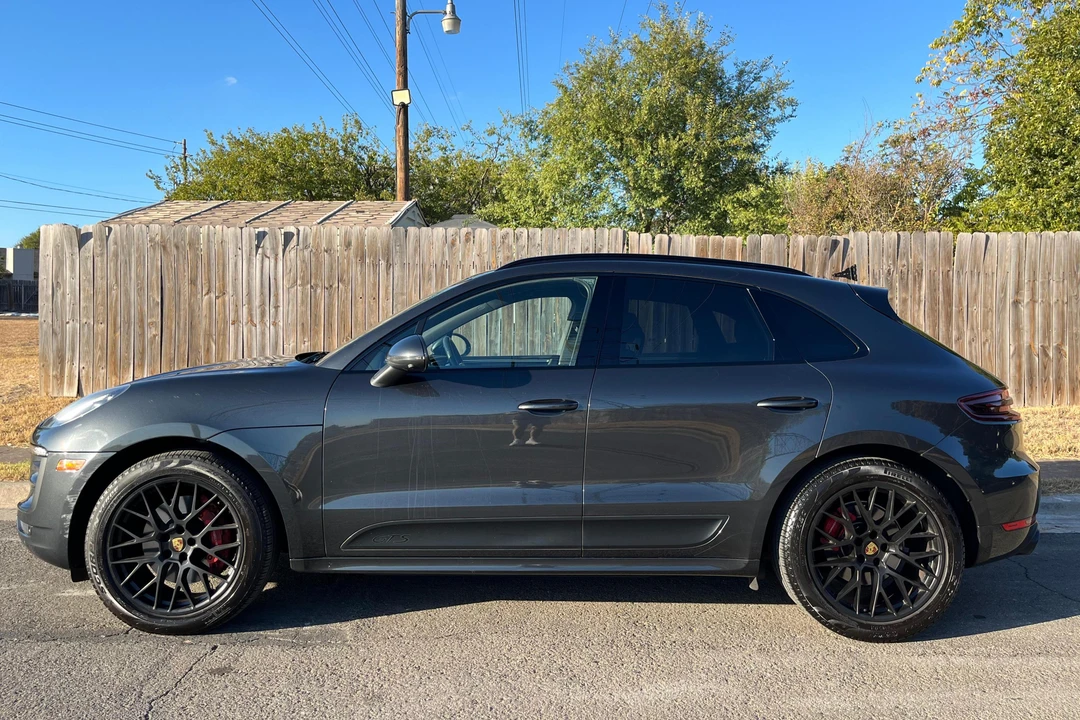 2017 Porsche Macan GTS - Image 3 of 26