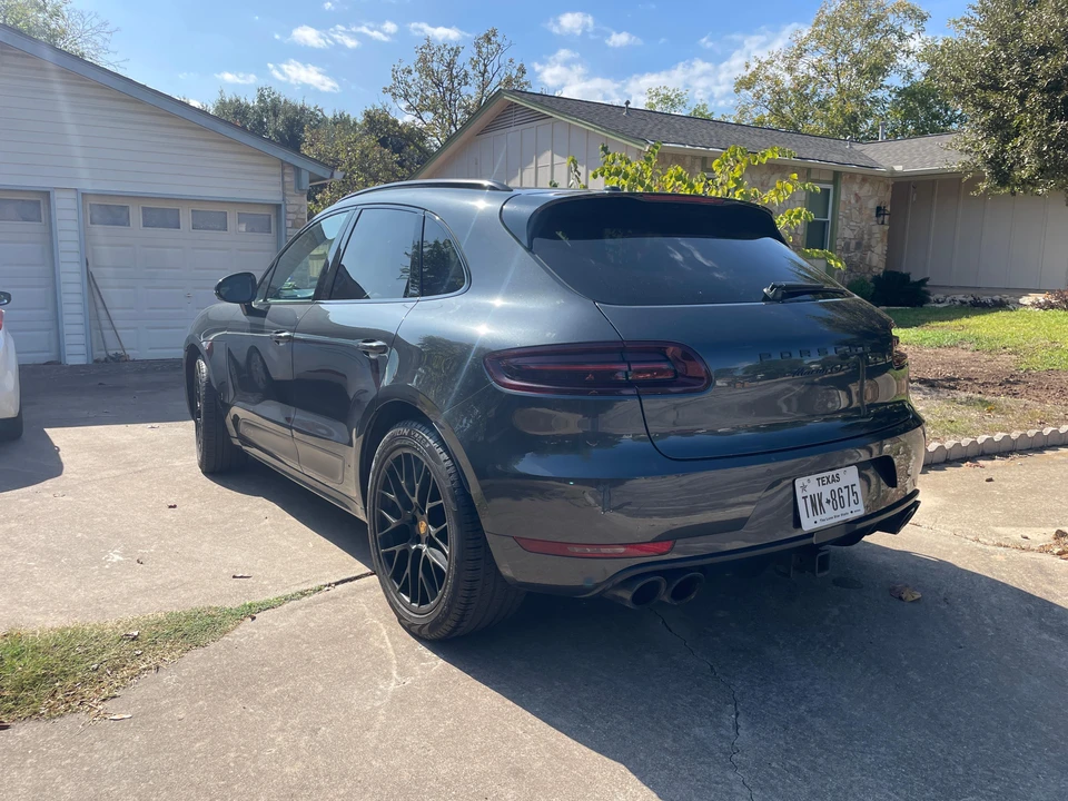 2017 Porsche Macan GTS - Image 7 of 26