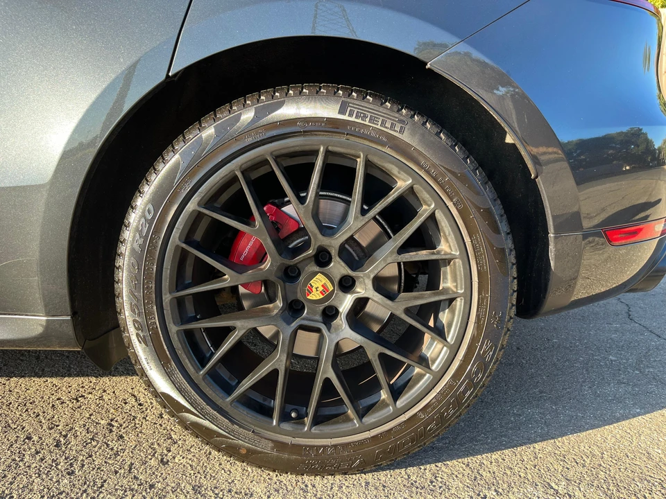 2017 Porsche Macan GTS - Image 16 of 26