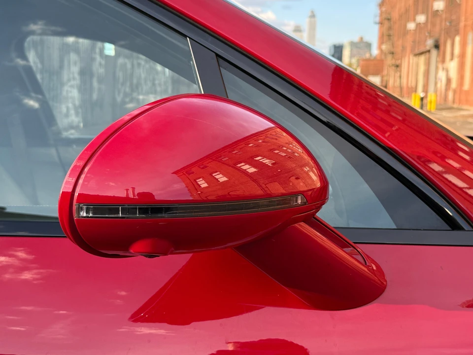 2017 Porsche Macan GTS - Image 25 of 31