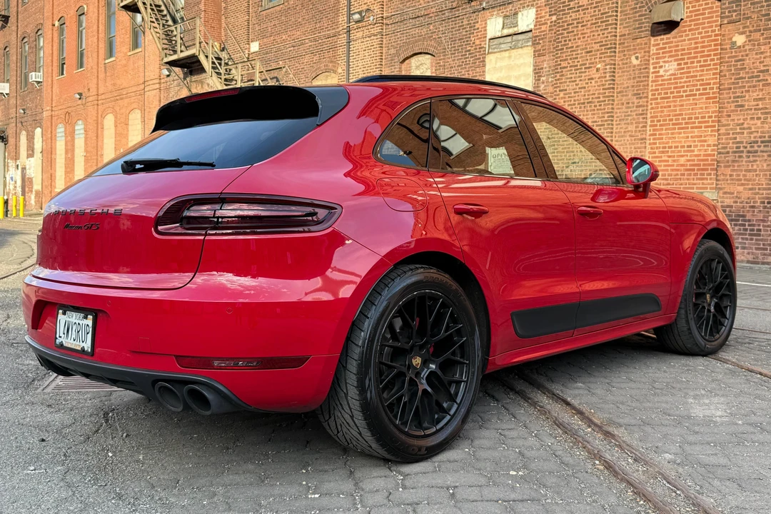 2017 Porsche Macan GTS - Image 4 of 31