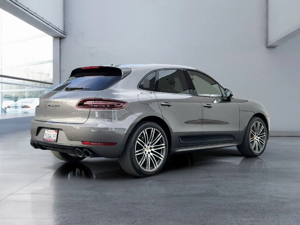 2017 Porsche Macan GTS - Image 12 of 21