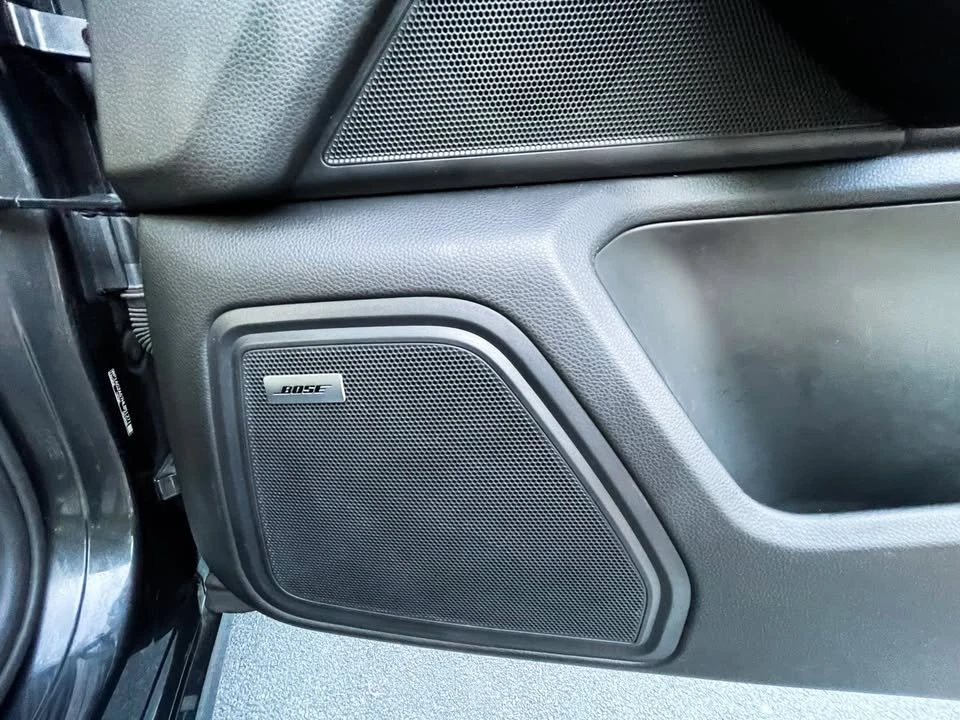 2017 Porsche Macan GTS - Image 10 of 13