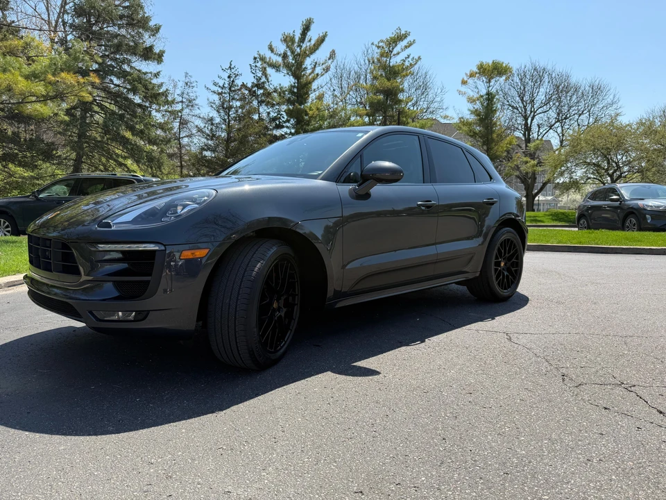 2017 Porsche Macan GTS - Image 8 of 31