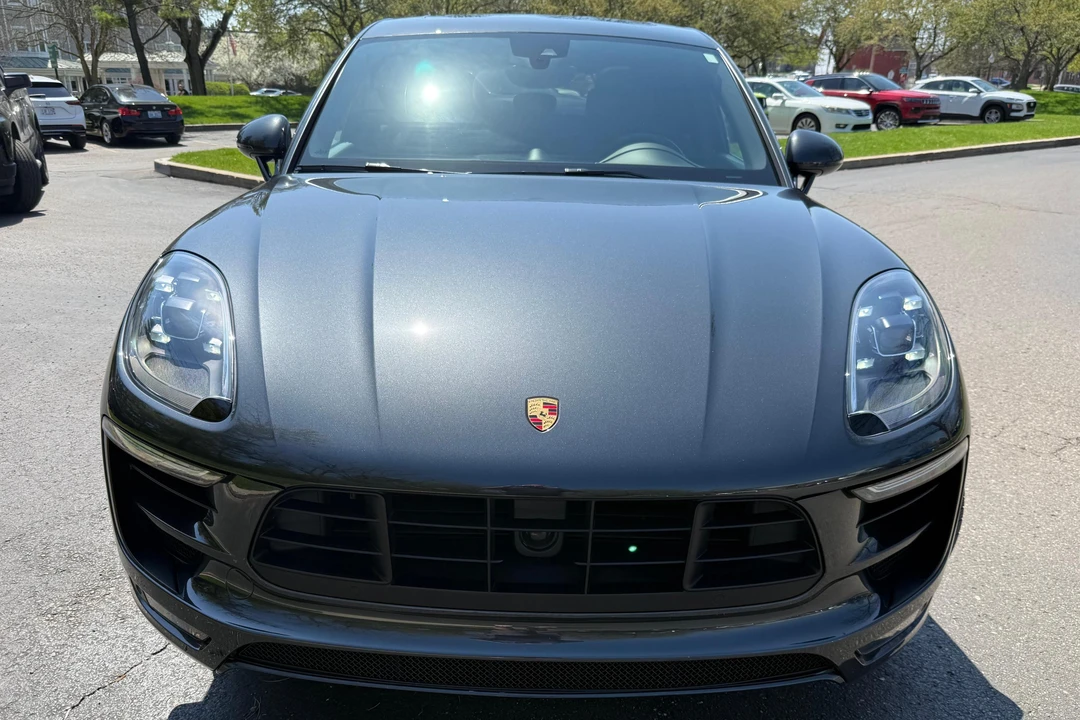 2017 Porsche Macan GTS - Image 2 of 31