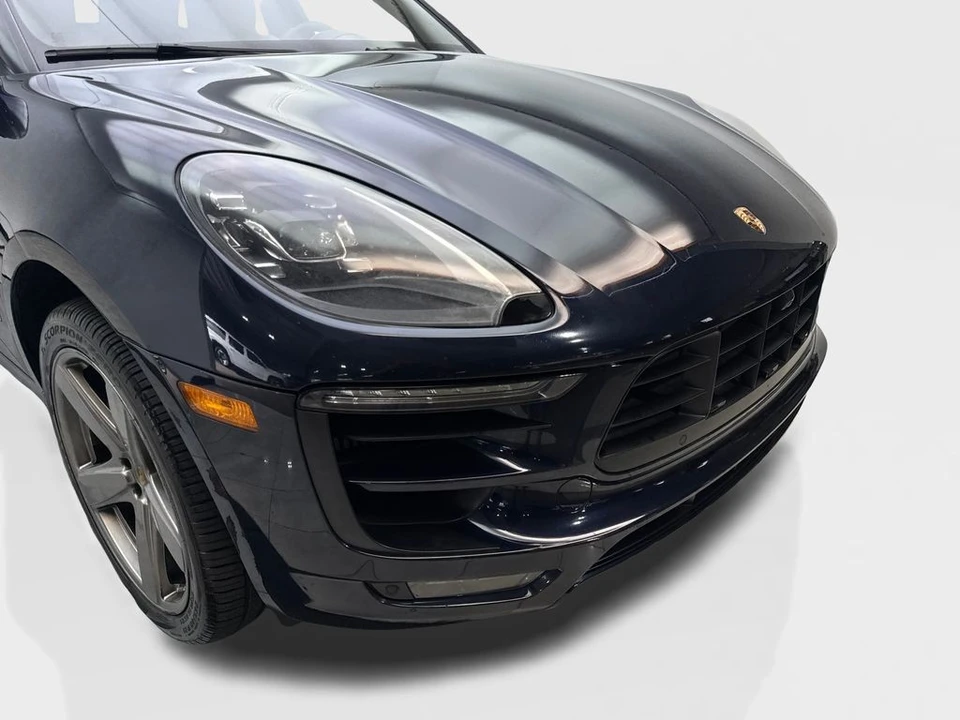 2017 Porsche Macan GTS - Image 17 of 31