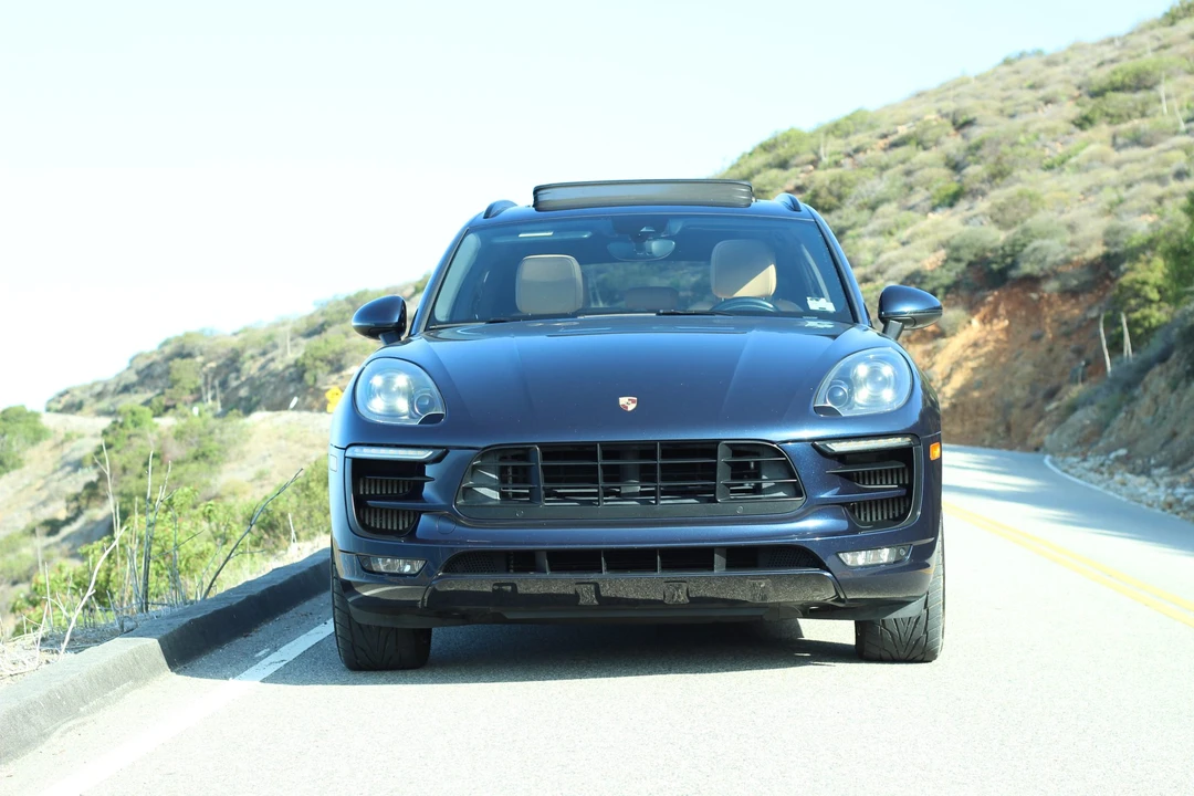 2017 Porsche Macan GTS - Image 23 of 31