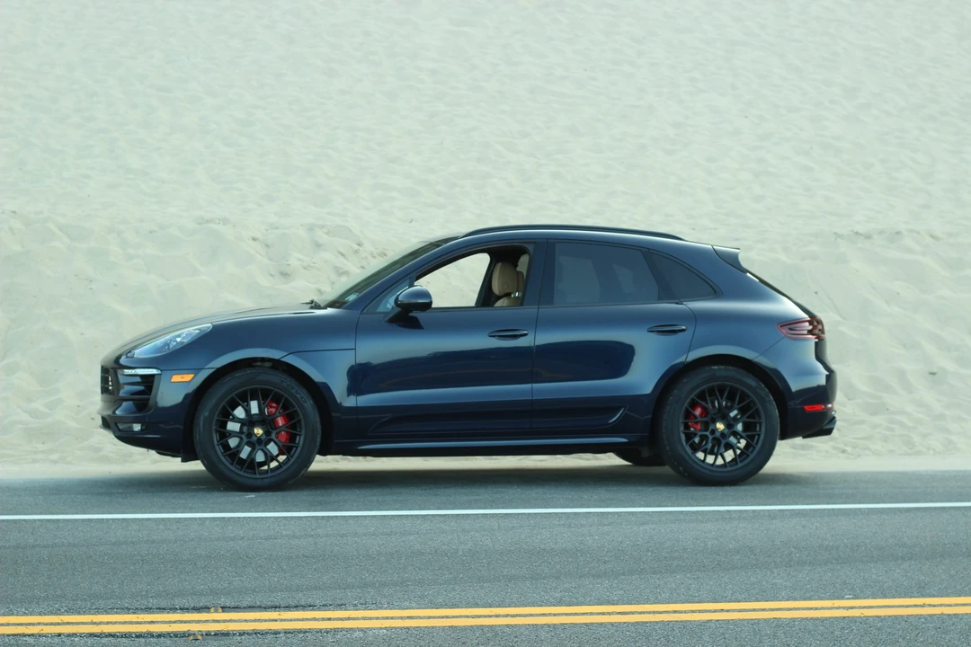 2017 Porsche Macan GTS - Image 6 of 31